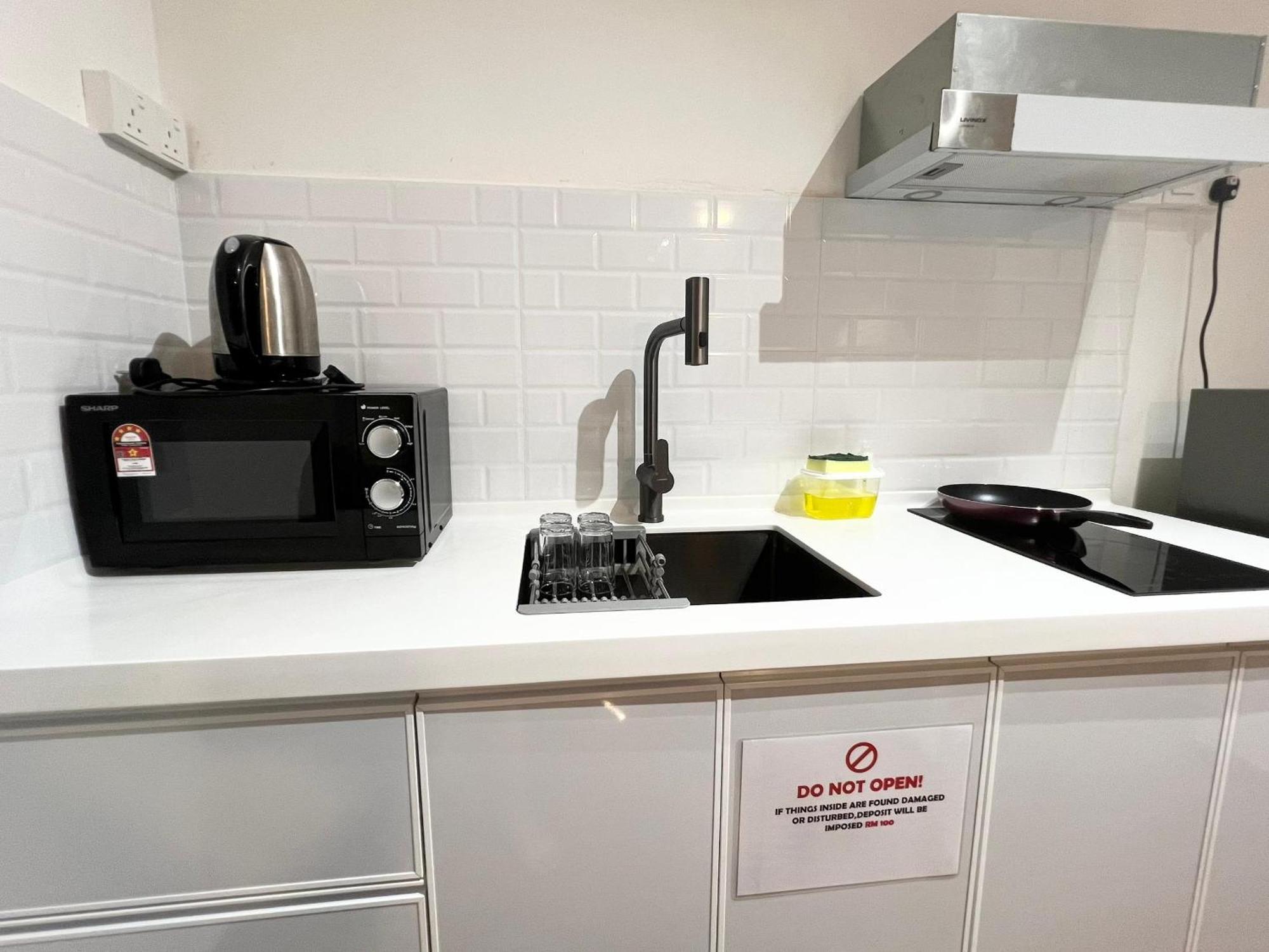 K Avenue Deluxe 4-5pax 5min To Kkia Apartment Donggongon